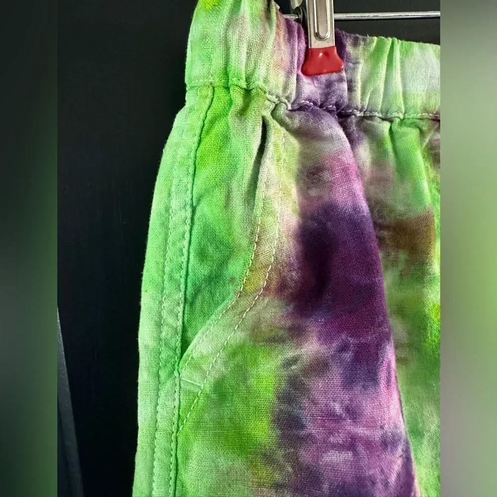 J. Crew Shorts Linen Purple Green Tye Dye Pom Pom Tassel Preppy Boho Summer Med